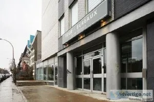 Super 2800 sf space - ground floor with outside and entrance hal