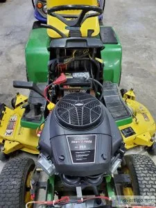 John Deere 345 Riding Mower