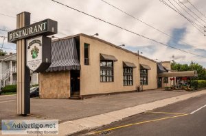 Restaurant with complete equipment for sale St-Jean-sur-Richelie
