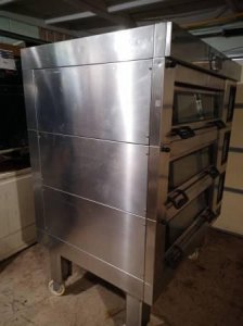 Doyon Commercial Triple Deck PizzaBaking Oven