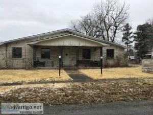 231 s. Fifth St 2900 sq.ft. fixer upper