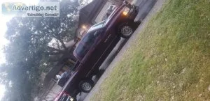2005 dodge ram 1500. 4doors