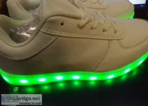 30 New pairs of USB tennis shoes