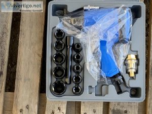UNUSED 12" DRIVE AIR IMPACT WRENCH KIT