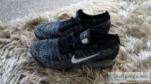 Nike Air VaporMax Flyknit 3 Oreo men s 9.5. 100% new unworn.