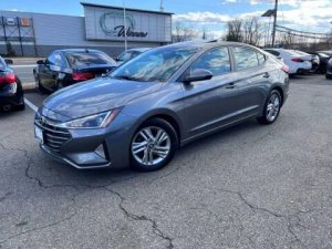 2019 Hyundai Elantra Value Edition 4dr Sedan