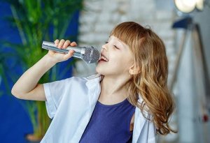 Singing Lessons From Experts