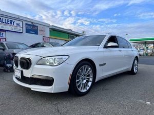 2013 BMW 7 Series 750Li xDrive AWD 4dr Sedan