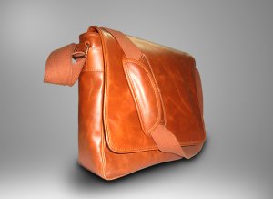 Leather bag manufacturers