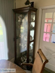 China cabinet mirrored