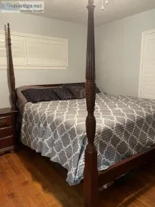 3 PC King Bedroom Suite (bed nightstand and dresser included)