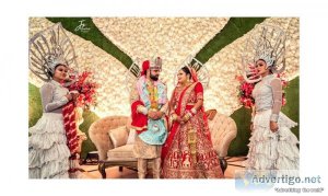 Top destination wedding photographers (cost & info)