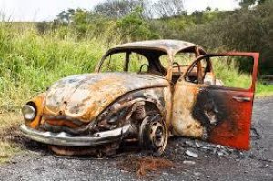 We buy junk cars (323)975-3532