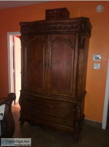 Beautiful Oak Wood King Size Bedrooms on Suite