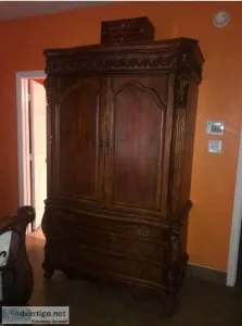 Beautiful Oak Wood King Size Bedrooms on Suite
