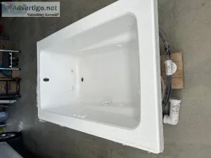 Jacuzzi jetted bath tub