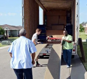 With 4 Hands And A Truck Moving is Never a Struggle