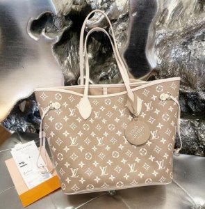 NEW Louis Vuitton Spring In The City KAKI AND BEIGE Neverfull MM