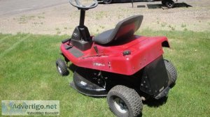 (Riding Mowers) Murray 30&rdquo Cut 11Hp Briggs Riding Mower