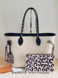 LOUIS VUITTON Wild at Heart Neverfull MM Giant Monogram Bag LIMI