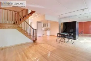 Spacieuse maison de style condo &agrave louer Vieux-Longueuil