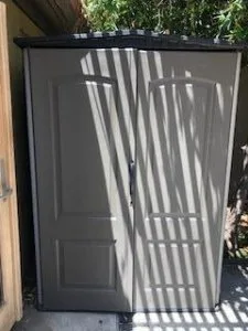 Storage Shed RUBBERMAID Tough