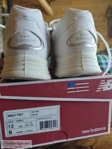 New Balance Mens 577 Walking Shoes 12B