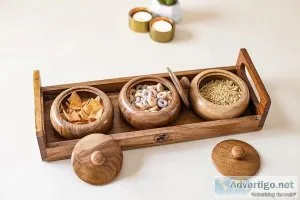 Buy wooden serving tray with the prettiest pattern| chinkara des