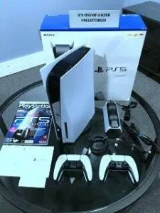 Original like new condition PS5 disc version - 300