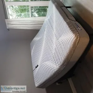 King Size Mattress - New Seeley