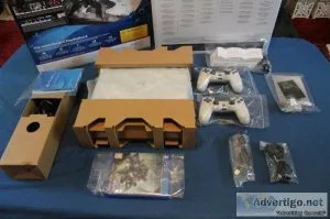 Playstation 4 Pro 1TB - Glacier White - 2 Controllers