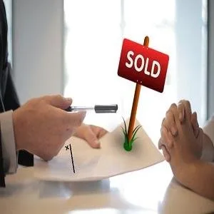 Real Estate Agent Katy  Steven Irish