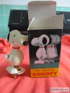 1958 WALKING SNOOPY MIB