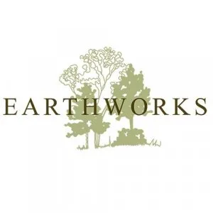 EarthWorks Commercial Landscaper