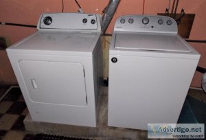Whirlpool Washer And Gas Dryer Set