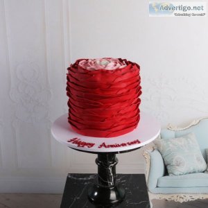 Ruffle rose cake