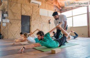 200 hour yoga teacher training in rishikesh