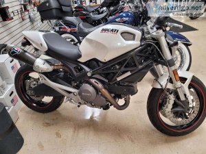 2010 Ducati 696 Monster