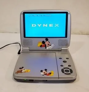 Dynex 7&quot Portable DVD Player - 20 (Pasadena)