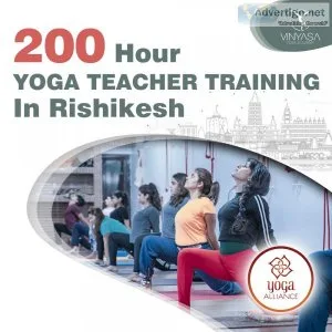 200 hours yoga teacher training in rishikesh