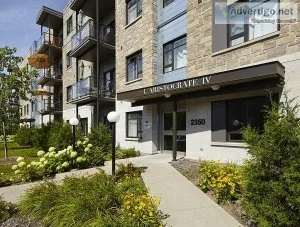 5 12 condo for rent with gym and pool Lebourgneuf