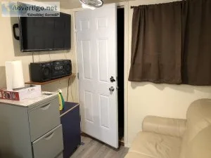 Small furnished apt for rent