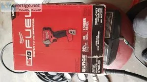 COMPACT CORDLESS DRILL