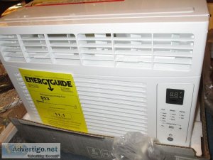 Like New Air Conditioner 6000 BTU