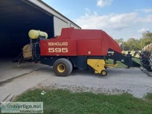 New Holland 595 Baler