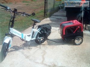 Class 3 E-Bike Lectric Step-Thru 2.0 with pet trailer and access