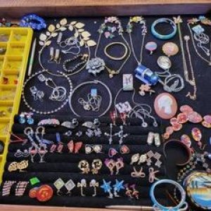 GarageEstate Sale 108 4742 HazelwoodFremontCA 94536