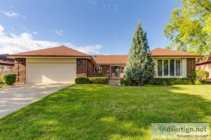 Gorgeous Impeccably Updated Spacious Brick Ranch on Quiet Cul-De