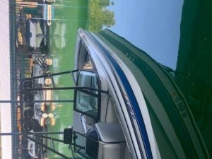 2001 21 ft Sanger DLX Ski Boat