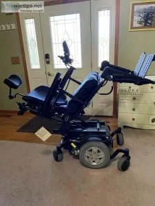 Quantum Q6 Edge Power Wheelchair